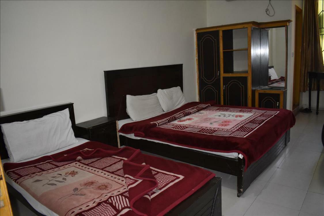 Mehran Hotel Равалпинди Екстериор снимка