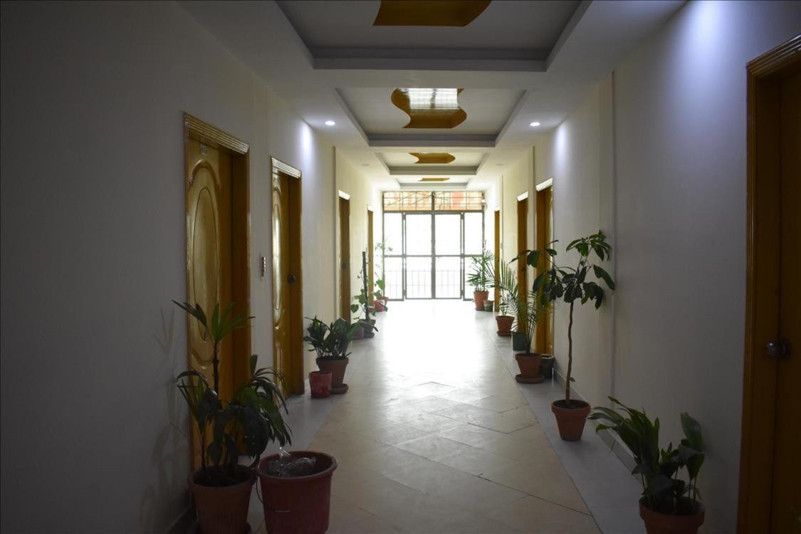 Mehran Hotel Равалпинди Екстериор снимка